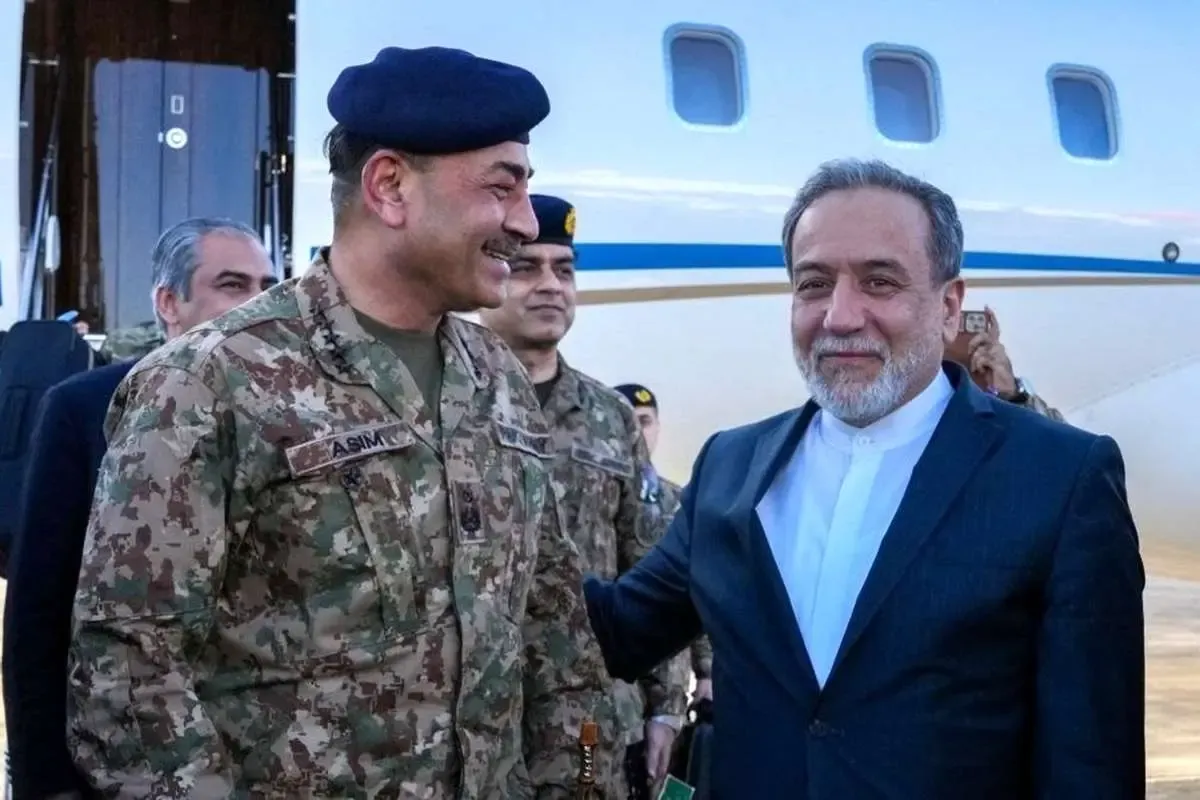 عاسم منیر در راه تهران 