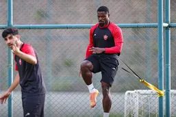 وحید هاشمیان: &laquo;سرژ اوریه آماده بازی در پرسپولیس است&raquo;