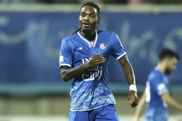 ستاره استقلال رسما به پرسپولیس پیوست