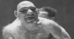 موریس تیه، کشتی&zwnj;گیر فرانسوی الهام&zwnj;بخش &laquo;شرک&raquo;؛ از فیس&zwnj;آف ۲۰ سالگی تا قهرمانی سنگین&zwnj;وزن بوستون