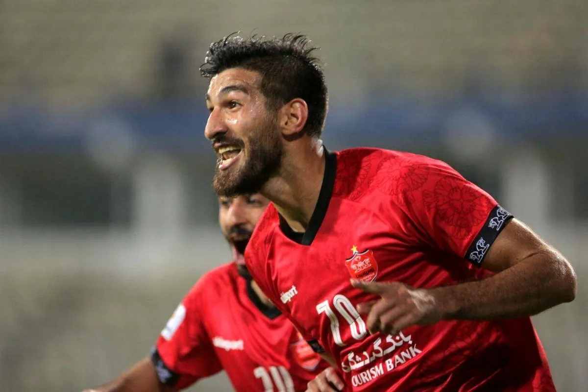 شهریار مغانلو در نزدیکی پرسپولیس!