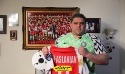 حمله بی&zwnj;پرده اصلانیان به اوسمار؛ &laquo;در چنته&zwnj;اش چیزی نمانده، پرسپولیس متحول نشود قهرمانی می&zwnj;پرد!&raquo;