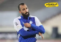 روزبه چشمی وارد باشگاه ۲۵۰ تایی‌های استقلال شد/ پوستر ویژه برای کاپیتان آبی ها + عکس