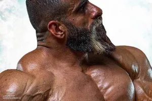 استوری طعنه آمیز هادی چوپان خطاب به توهین کننده&zwnj;ی فردوسی؛ چوپان: آنکس که نداند فردوسی کیست خَر است