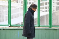 تصویر خبر حرکت عجیب تاجرنیا بین دو نیمه؛ صدای اعتراض ساپینتو بلند شد