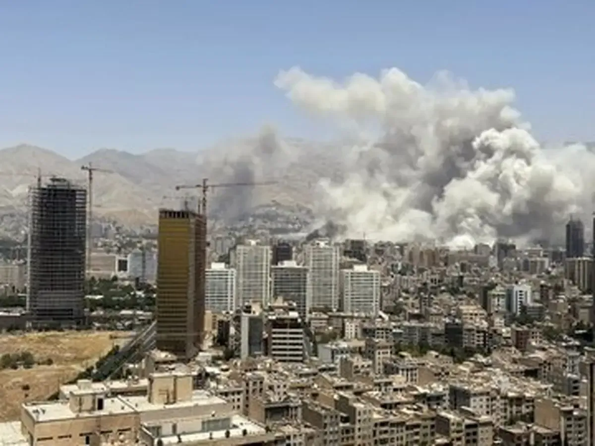 داستان آتش سوزی در خیابان آرارات در منطقه ونک تهران ۲۲ تیر ۱۴۰۴ چیست؟