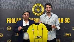 بمب در اصفهان؛ گولسیانی یک&zwnj;طرفه فسخ کرد و شکاست را به فیفا برد!
