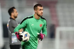 کلیپ خبرسازِ گلر پرسپولیس با پیراهن استقلال!