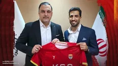 تصویر خبر وحید امیری رسماً به فولاد خوزستان پیوست