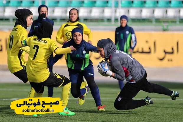 مجوز حضور VAR برای لیگ برتر بانوان و لیگ آزادگان صادر شد