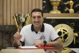 بزیک: پرسپولیس با کارتال مدعی قهرمانی است؛ امیدوارم شرایط میزبانی در آزادی فراهم شود