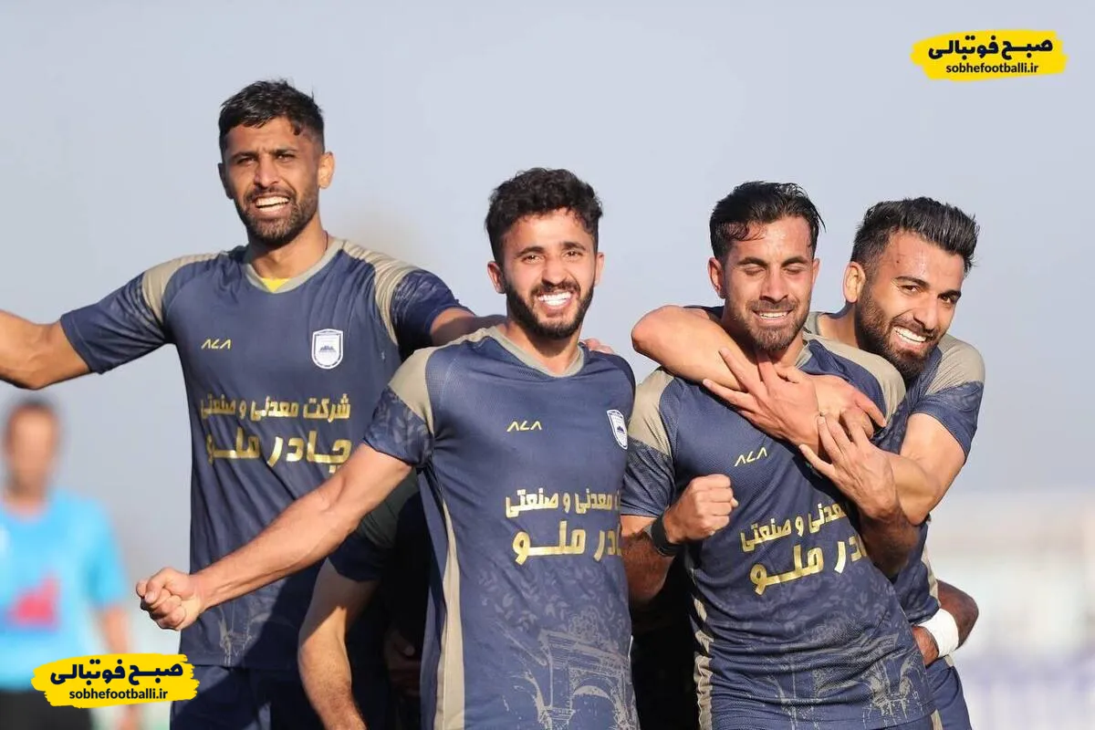 پوستر جالب چادرملو برای دیدار با سپاهان + عکس