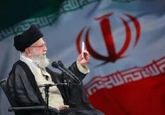 تصویر خبر روح ملکوتی امام خامنه ای(قدس سره) به ملکوت اعلی پیوست