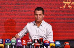 اوسمار همراه کاروان پرسپولیس راهی تبریز شد