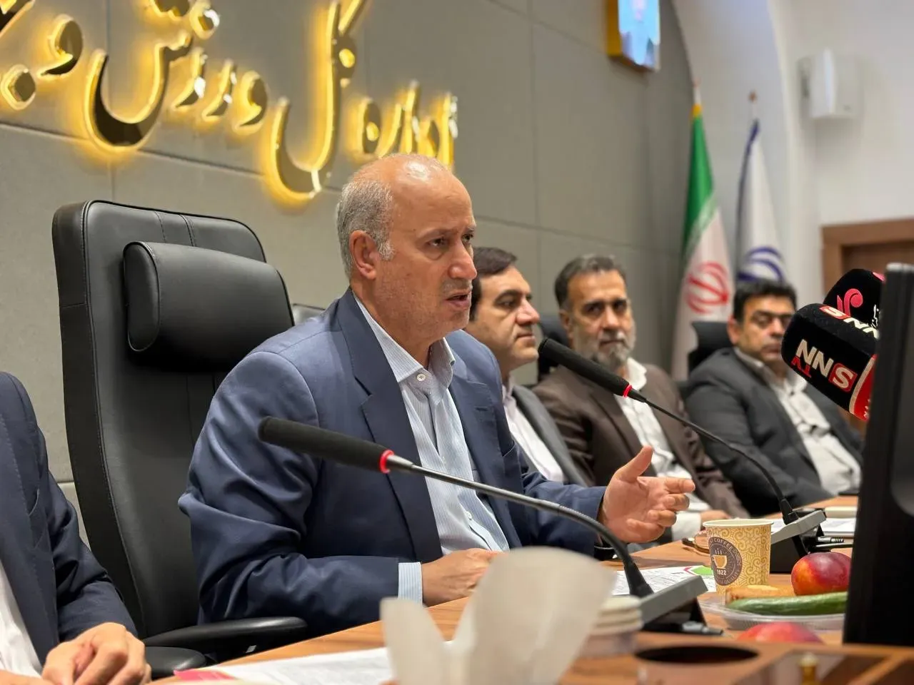 مهدی تاج