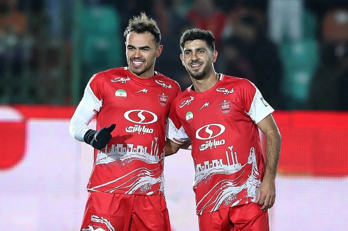 تفاوت عجیب عملکرد اورونوف در پرسپولیس و تیم ملی ازبکستان!