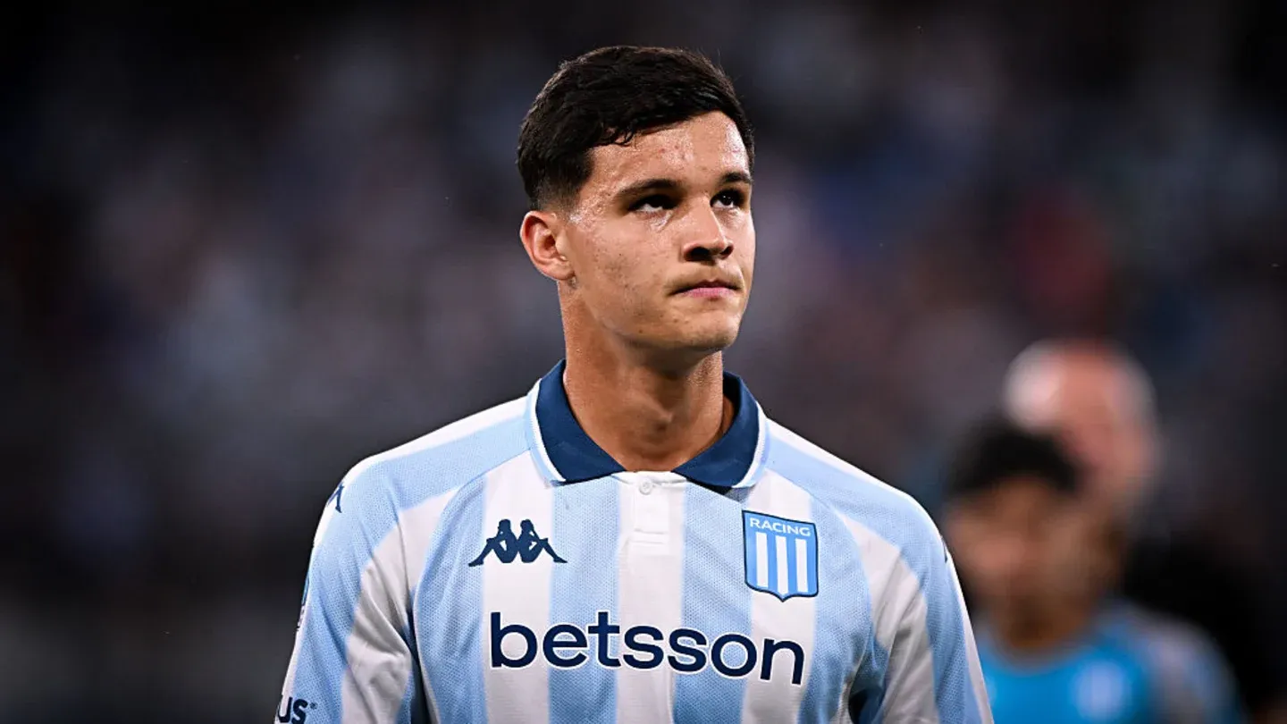 مصدومیت شدید والنتین کاربونی ستاره قرضی ریسینگ کلوب و دوری طولانی‌مدت او از میادین در فصل ۲۰۲۶