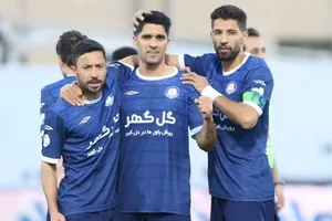 رسمی؛ پویا پورعلی بازیکن سابق گل گهر به پرسپولیس پیوست