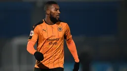 بازیکن سابق ولورهمپتون 48 ساعت به استقلال فرصت داد