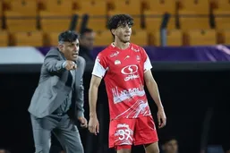 مدافع راست پرسپولیس در اندیشه ترک ایران