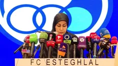 تصویر خبر خانمی که سیمای استقلال را زشت کرد؛ شما را چه به فوتبال؟