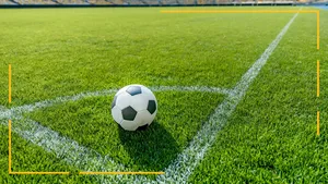 مرگ تلخ در زمین فوتبال؛ درگذشت بازیکن ۱۵ ساله آکادمی آکسفورد یونایتد هنگام مسابقه