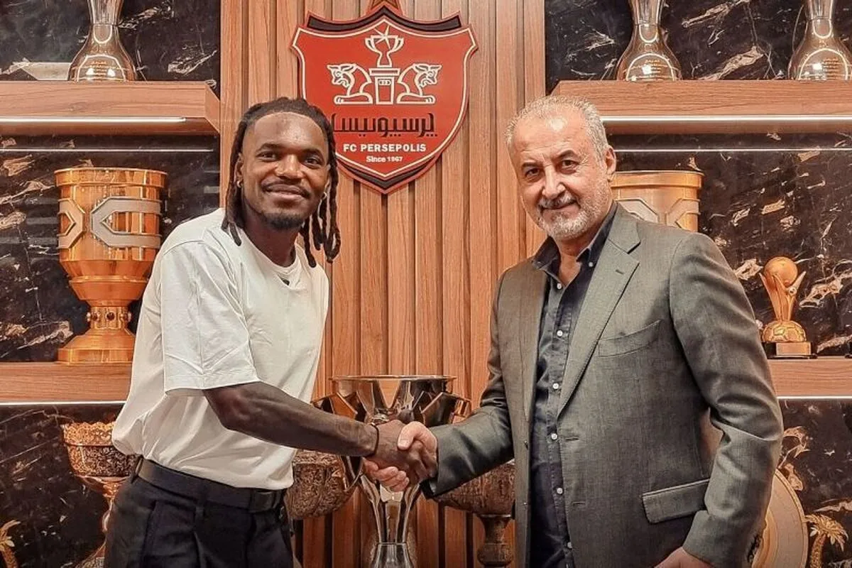 پشت پرده خط خوردن تیوی بیفوما از لیست پرسپولیس؛ تصمیم قاطع هاشمیان