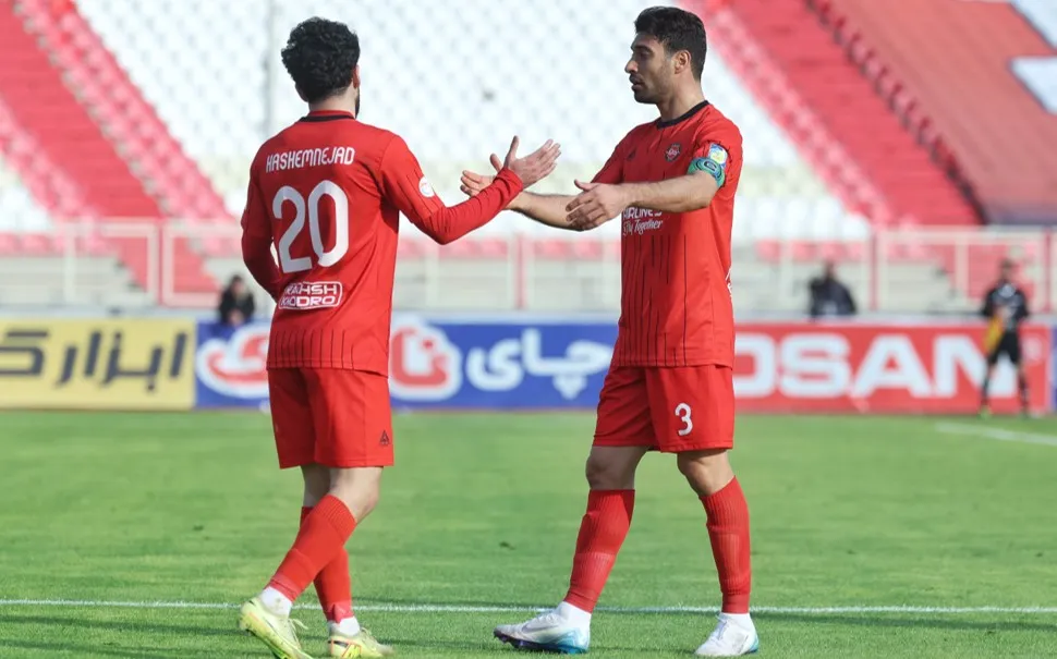 شجاع خلیل زاده