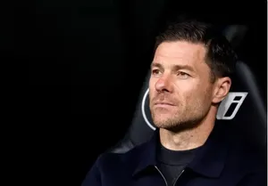 بازگشت ژابی/ همه راه&zwnj;ها به لیورپول ختم می&zwnj;شود