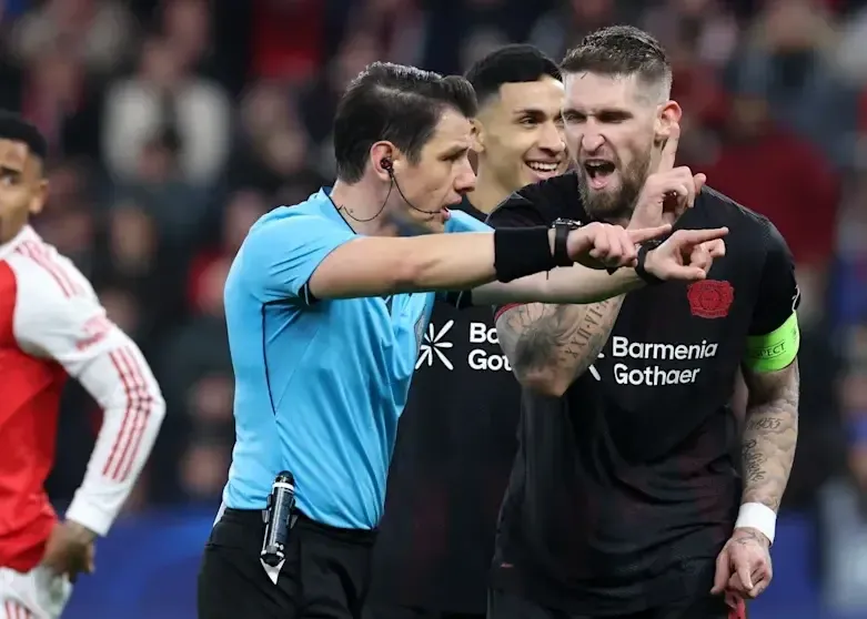 پنالتی جنجالی آرسنال را مقابل لورکوزن