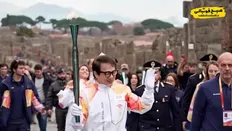 تصویر خبر ویدیو/ حمل مشعل المپیک توسط جکی چان