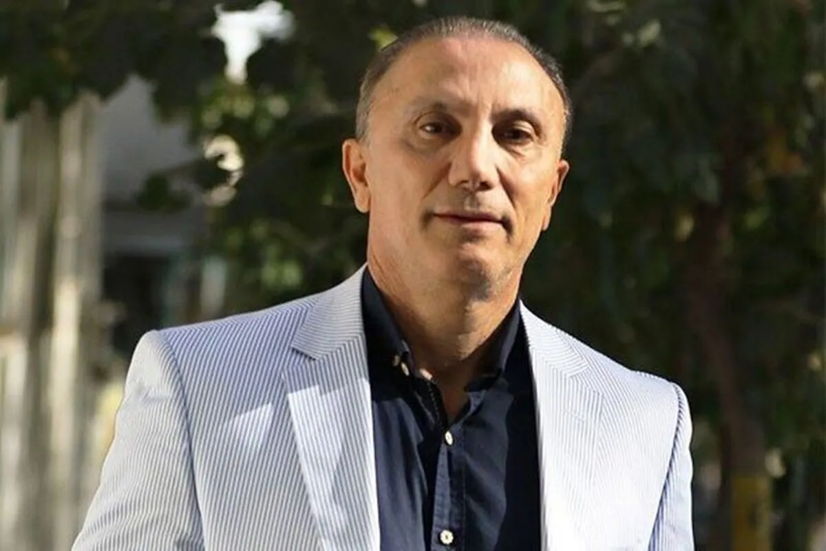 حتی برای تعویض آبدارچی پرسپولیس هم به من زنگ نمی&zwnj;زنند!