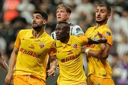 استقلال آماده خرید دو لژیونر شد