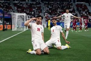 سردار آزمون برای ملت ایران دست به کار شد