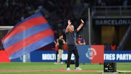 پایان شایعات در بارسلونا؛ فلیک تا ۲۰۲۷ ماندنی شد