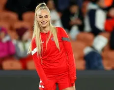 کامنت جنجالی جک گریلیش برای آلیشیا لمان زیباترین فوتبالیست جهان