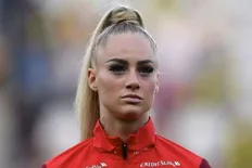 آلیشا لمن زیباترین فوتبالیست جهان به کومو پیوست