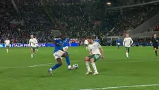 تصویر خبر گل دوم ایتالیا به ایرلند شمالی (مویزه کین)