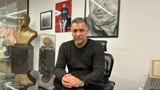 تصویر خبر عکس پربازدید علی دایی با خواننده معروف بلک کتس