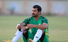 تصویر خبر ویدئو | طالب ریکانی پس از خراب کردن پنالتی خود، خودزنی کرد و راهی بیمارستان شد!