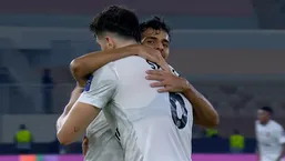 گل دوم شباب الاهلی به تراکتور؛ تیره روزی&zwnj;های تراکتور با گل سعید عزت&zwnj;اللهی (دقیقه ۸۰)