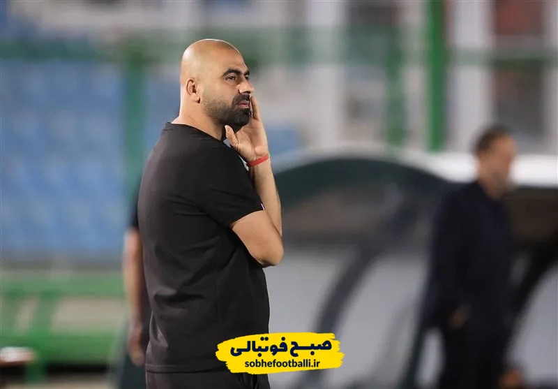 مازیار زارع مربی ملوان بندرانزلی کنار زمین فوتبال؛ آینده نامشخص نیمکت ملوان پس از استعفای سرمربی مازیار زارع مربی ملوان بندرانزلی کنار زمین فوتبال؛ آینده نامشخص نیمکت ملوان پس از استعفای سرمربی
