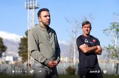 محسن خلیلی، مدیر ورزشی پرسپولیس و کریم باقری