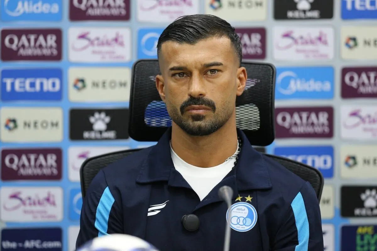 بی&zwnj;توجهی رامین رضاییان به جشن پیروزی استقلال مقابل الوحدات؛ نارضایتی از نیمکت&zwnj;نشینی؟