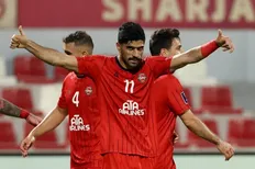 تصویر خبر تراکتور، امارات را شخم زد!