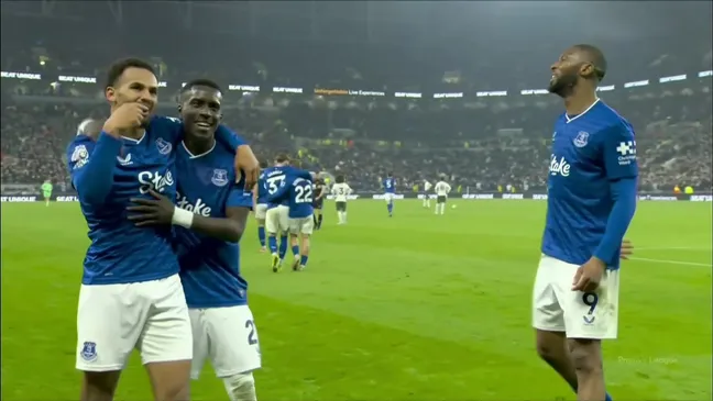 اورتون ۳-۰ چلسی؛ به تاراج رفته