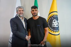 تصویر خبر میلاد زکی پور قرار دادش رو با سپاهان تمدید کرد