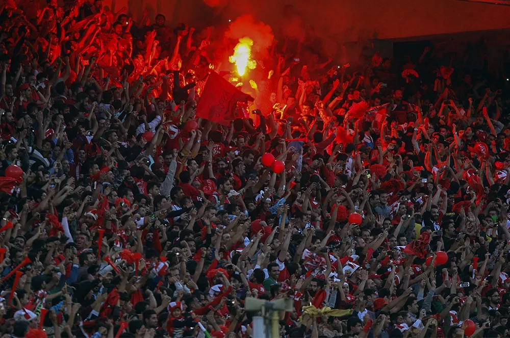 شعار هواداران پرسپولیس علیه درویش