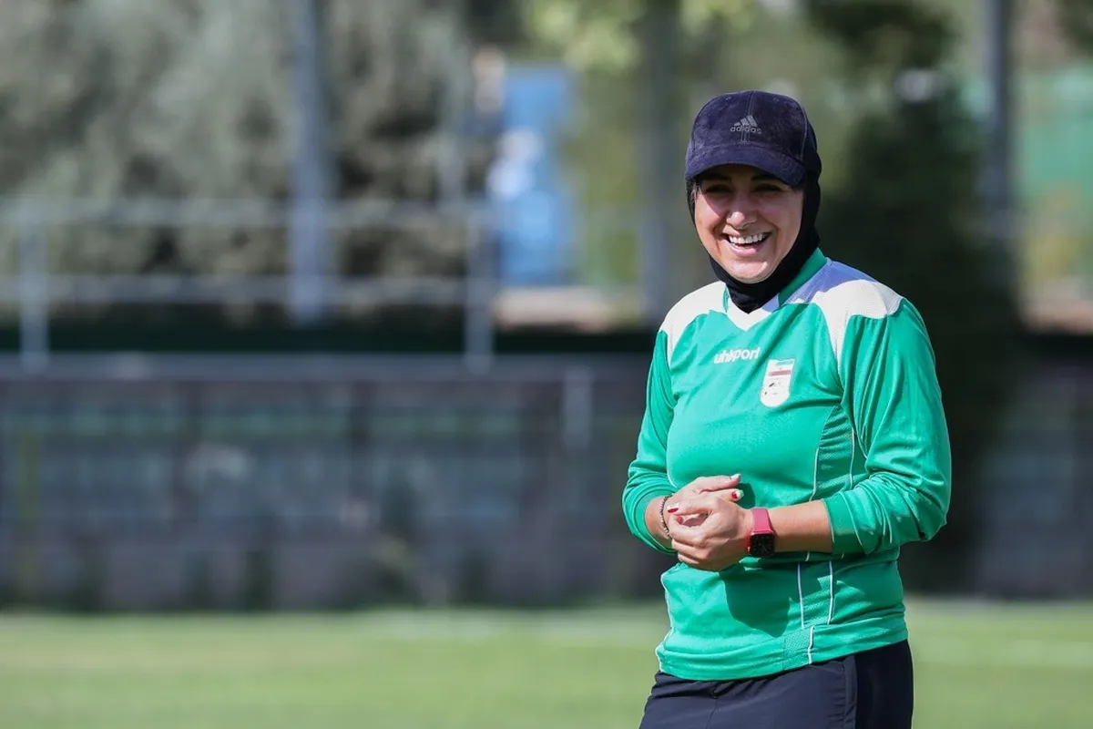 مربی سرشناس فوتبال زنان ایران: آماده مربیگری در تیم&zwnj;های مردان هستم