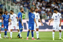 مدافع استقلال بعد از صعود قهر کرد!